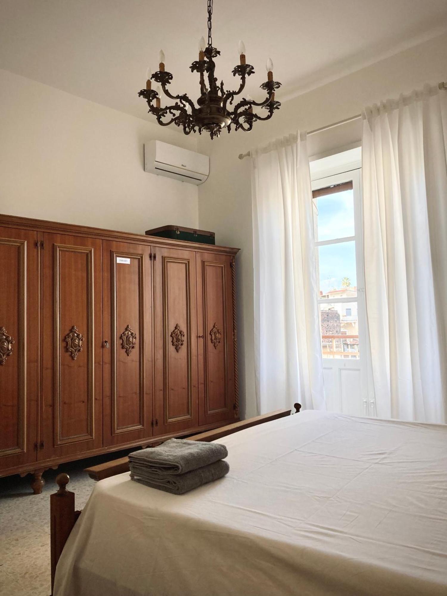 Apartamento Catania Historical Artist Flat Exterior foto